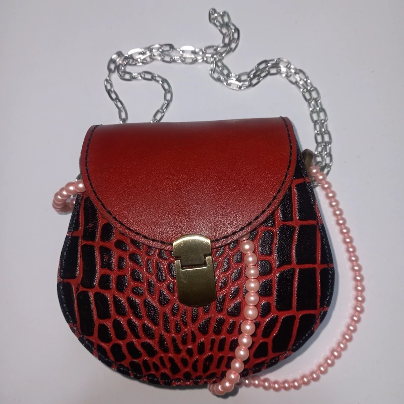 کیف چرم اصل زنانه – دست‌دوز با چرم طبیعی گاو و بز – قابل سفارش در رنگ و مدل دلخواه